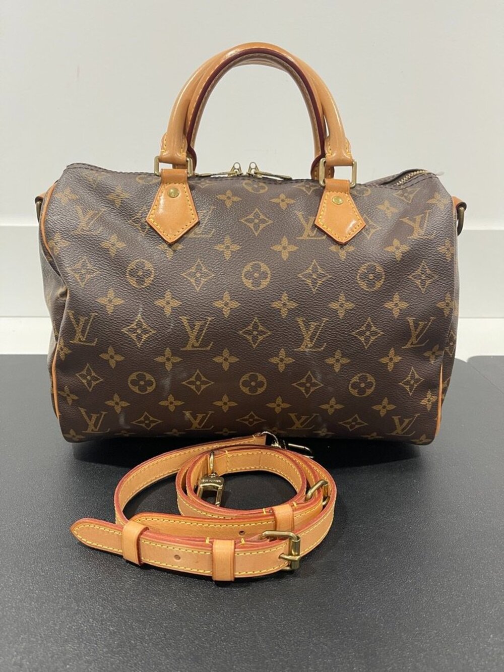 Louis Vuitton Speedy Bandoliere 30 (JB1463)